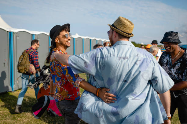 Best Portable toilet rental cost  in Tipton, IA
