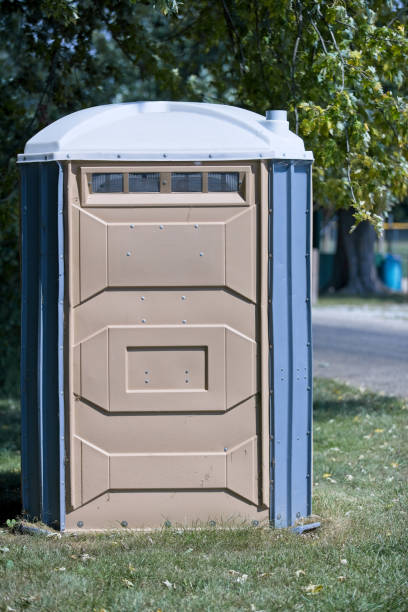 Best Porta potty delivery and setup  in Tipton, IA